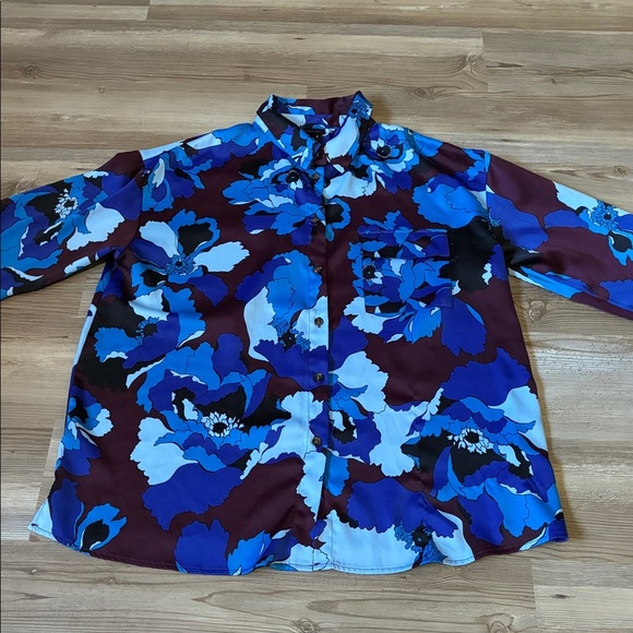 Who What Wear 2 Piece Set Button up & Joggers Blue multi Floral Size L NWT - Picture 4 of 16